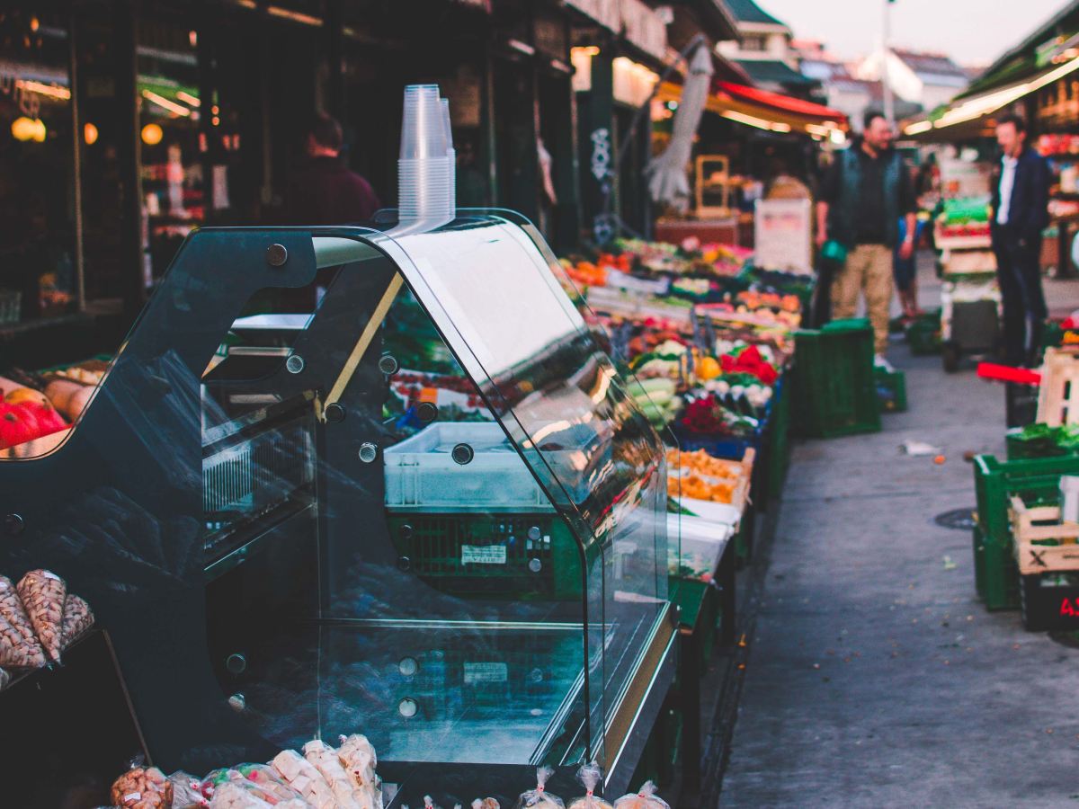 A Guide to Vienna’s Naschmarkt